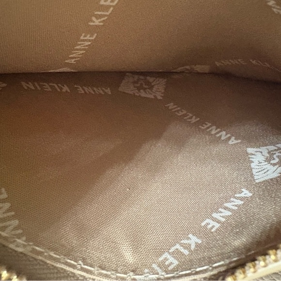 Anne Klein 2pc Taupe & Leopard print Wristlet with Gold Zipper - Picture 7 of 10